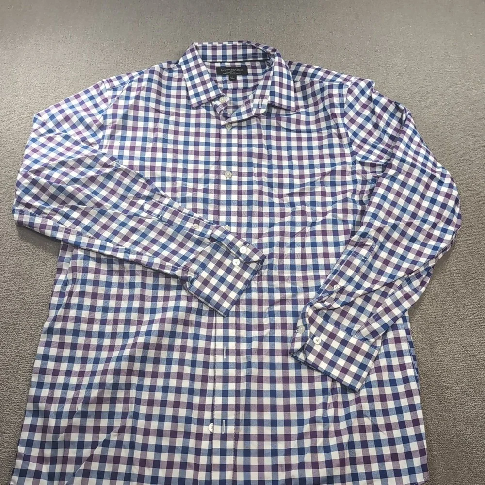 Banana Republic Mens Button Up Shirt Blue Purple Non Iron Standard Large